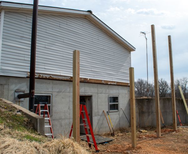 Foundation Raising in Waynesville